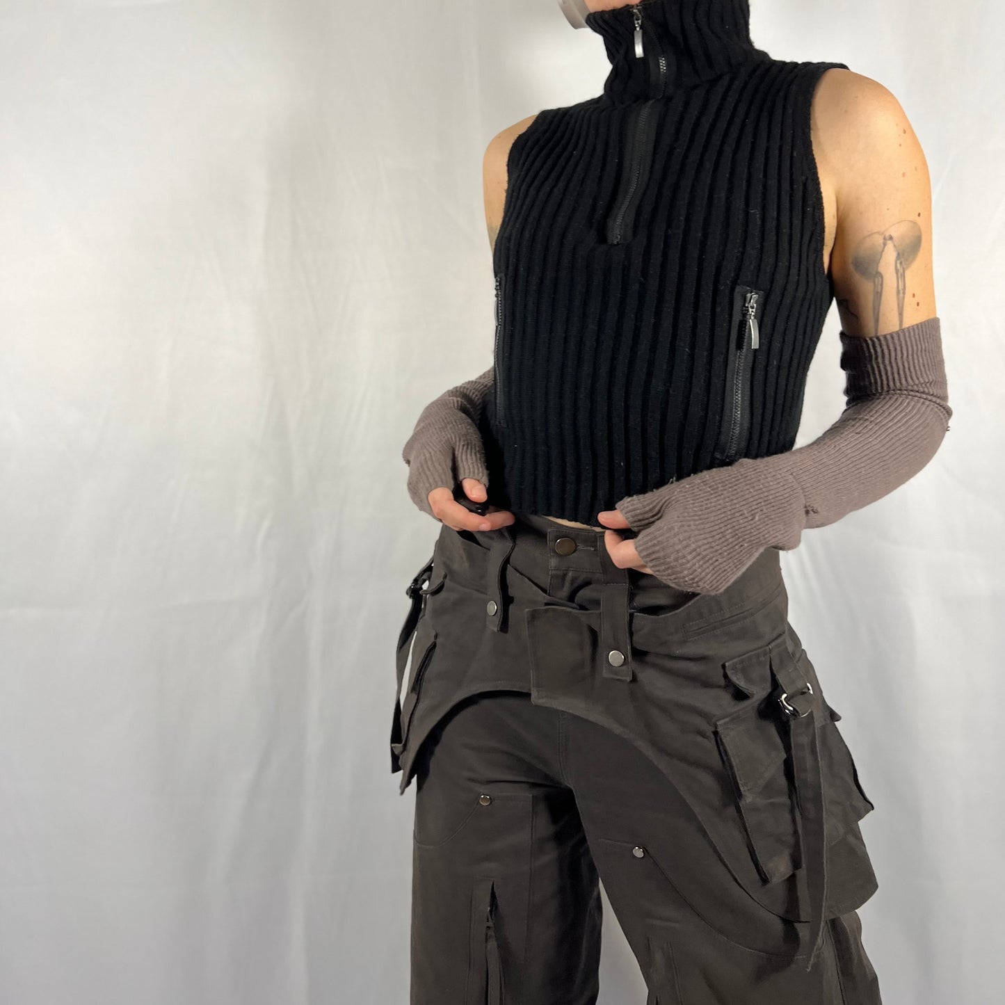 Y2K Sarah Pacini Minimalist Techwear Vest Top Cyber Subversive Wool Top Half Zip Vest