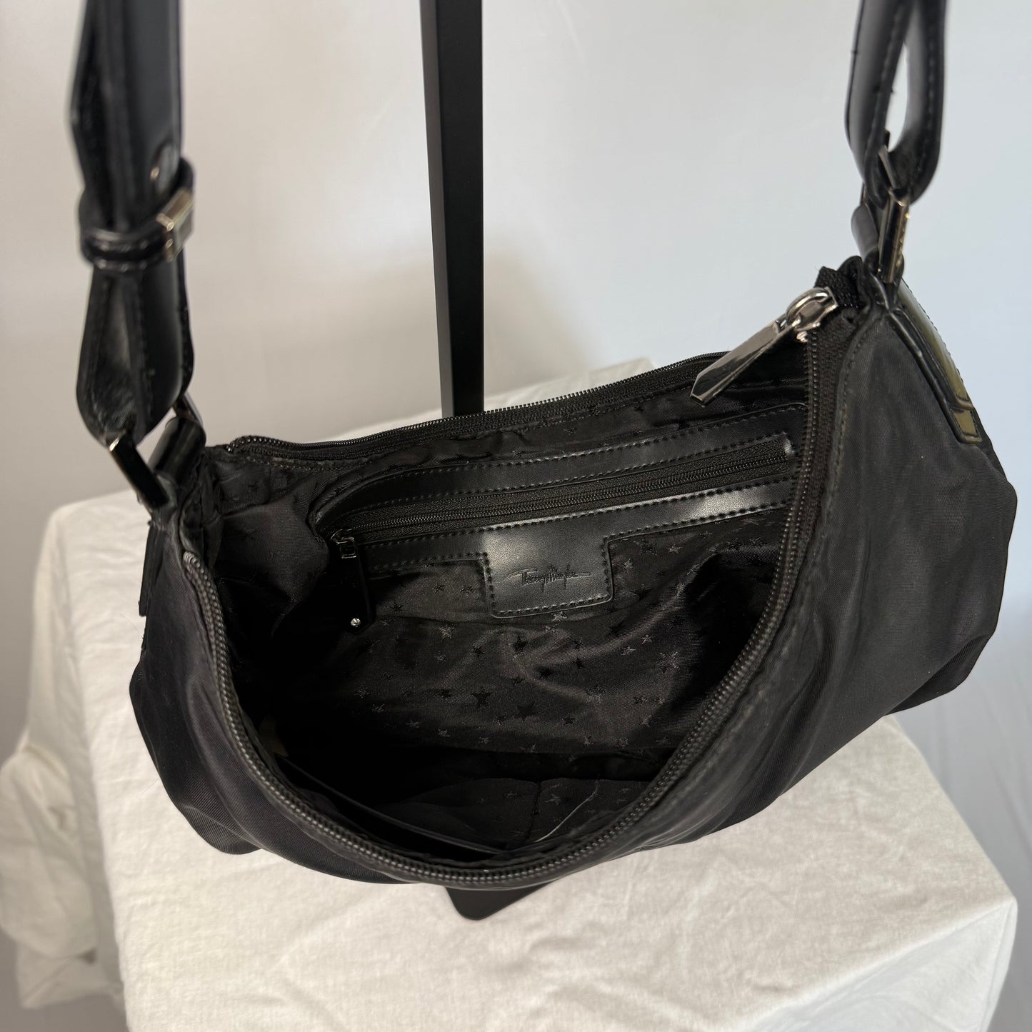 Y2K Vintage Thierry Mugler Star Baguette Bag – Nylon and patent leather Zenith bag