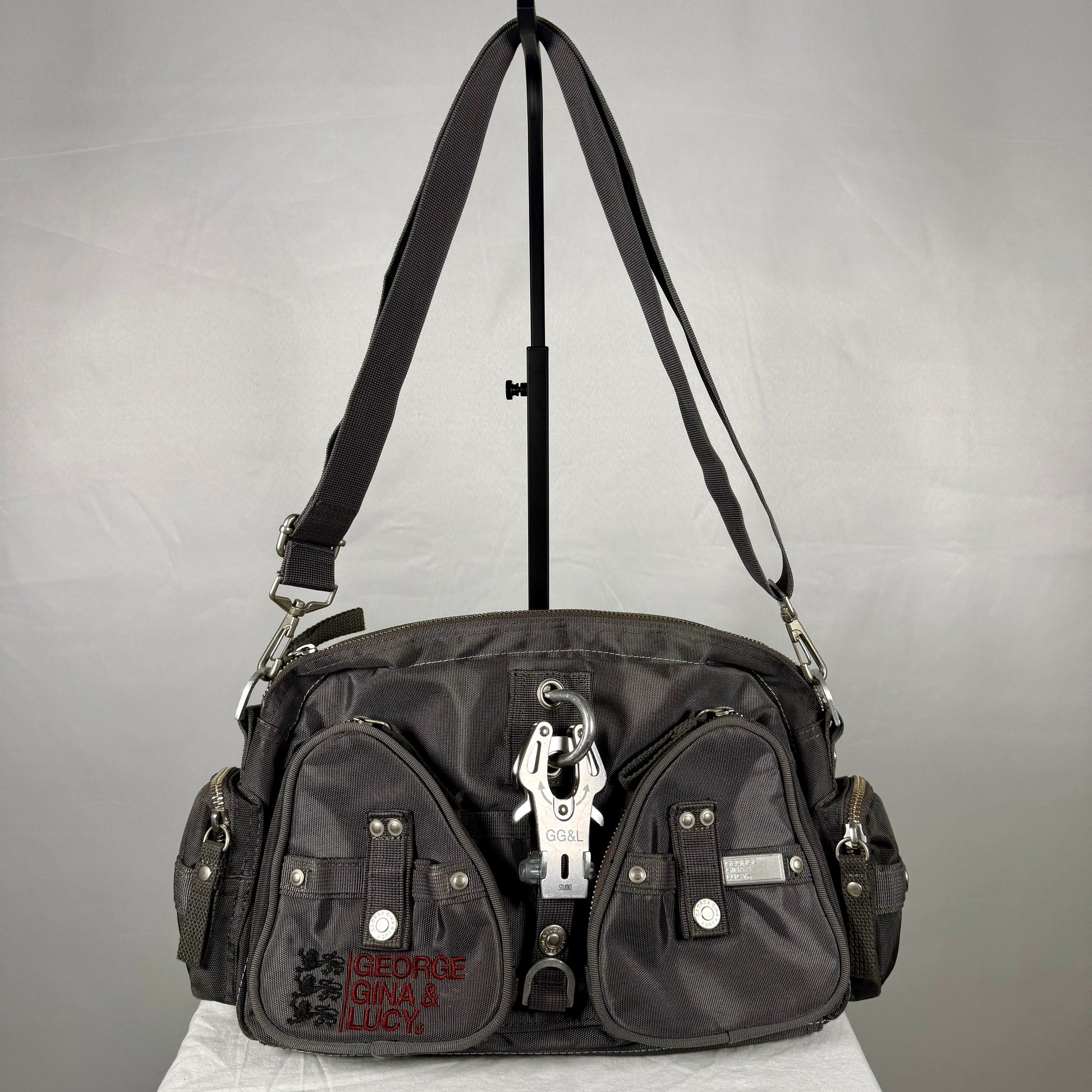 Vintage Y2K George Gina & Lucy The Schnitzel charcoal nylon cargo shoulder bag with oversized carabiner hardware