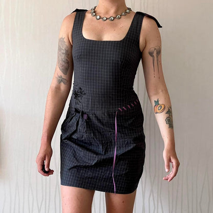 Y2K Cop Copine Lace-Up Pinafore Mini Dress – Grid Print