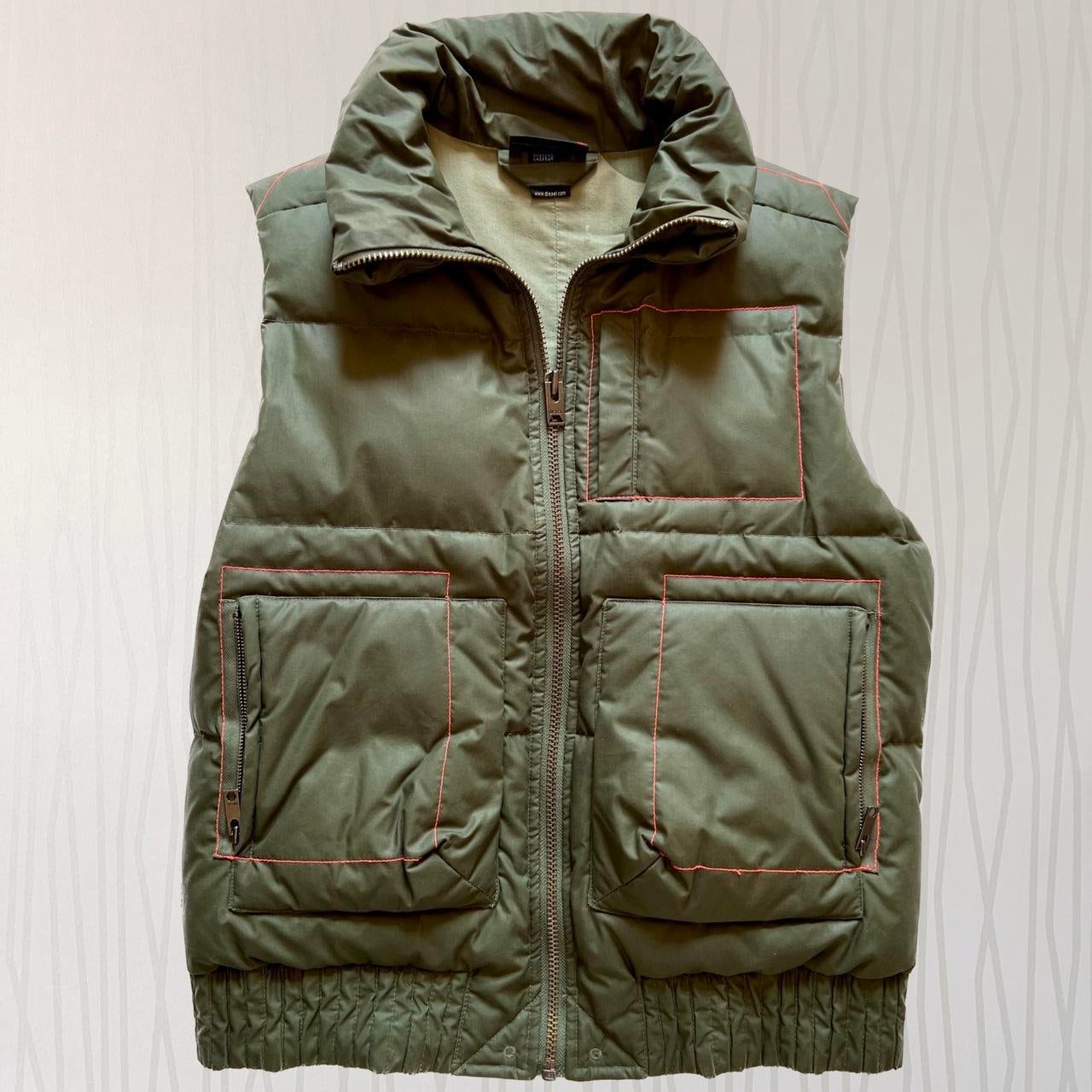 Diesel Gorpcore Utility Techwear Contrast Stitch Down Feather Puffer Vest